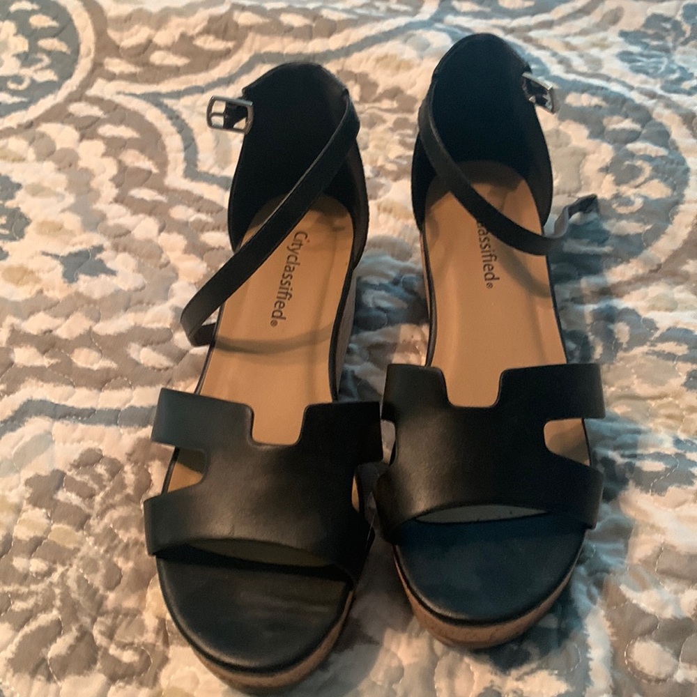Woman’s sandals